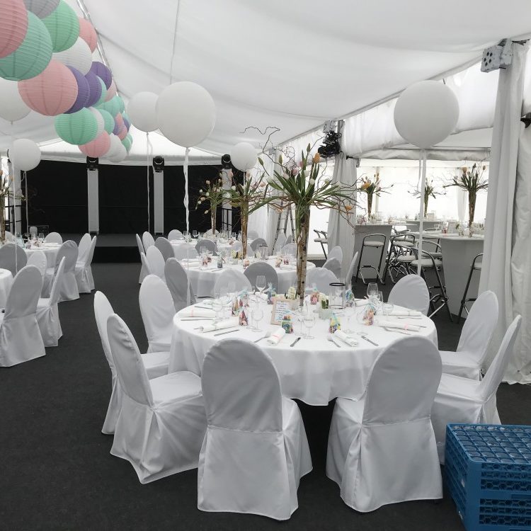 Zelte mit elegantem Innenraum